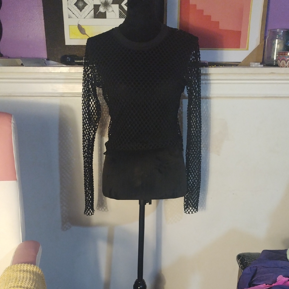 Black Fitted Mesh Shirt